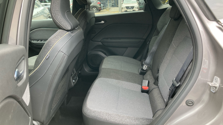 Renault Symbioz 1.6 E-Tech FHEV 145 Techno 5dr Auto Hybrid Estate